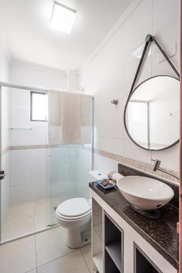 O Melhor Do Centro! Apto 01 Dormitorio Com Garagem E Ar Condicionado Balneário Camboriú Esterno foto